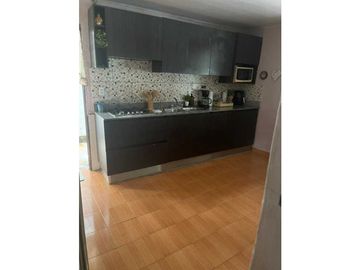 Se Vende Casa con cuarto de Alquiler en Las Mañanitas
