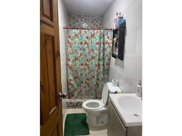 Se Vende Casa con cuarto de Alquiler en Las Mañanitas