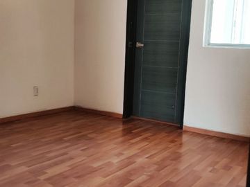 Jurica: Residencia en Venta, Gran Ubicación, Terreno 2,220 m2