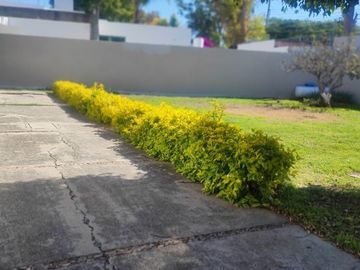 Jurica: Residencia en Venta, Gran Ubicación, Terreno 2,220 m2
