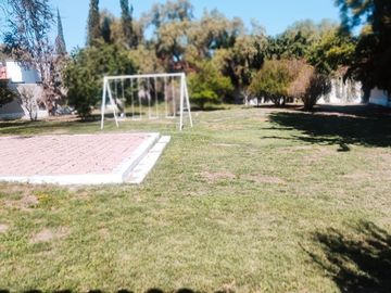 Jurica: Residencia en Venta, Gran Ubicación, Terreno 2,220 m2
