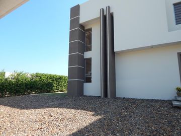 casa campestre en venta en sabanagrande. Cod V88407