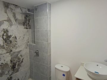 apartamento en arriendo en el vivero. Cod A126972