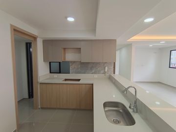 apartamento en arriendo en el vivero. Cod A126972