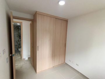 apartamento en arriendo en el vivero. Cod A126972