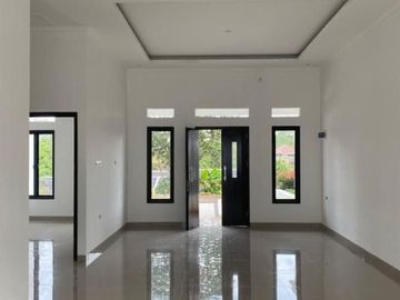 Rumah dengan smart lock lokasi pinggir jalan,harga termasuk pajak dll