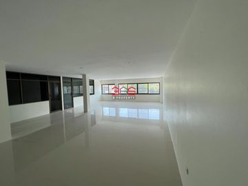 ขาย - บ้านเดี่ยว พร้อมอาคารสำนักงาน 5 ชั้น รีโนเวทใหม่ ซอยบางนาตราด 14 (บางนา กม.2) เนื้อที่ 143 ตรว
