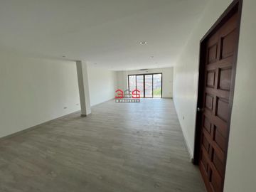ขาย - บ้านเดี่ยว พร้อมอาคารสำนักงาน 5 ชั้น รีโนเวทใหม่ ซอยบางนาตราด 14 (บางนา กม.2) เนื้อที่ 143 ตรว