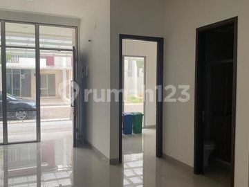 Rumah Pik2 Tahap 1 Uk 8X15 Utara SHM bisa KPR Lokasi Strategis