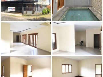 Rumah 2lantai 6 Kamar Tidur di Jimbaran