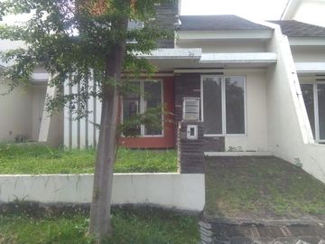 Rumah dijual La Diva Menganti Gresik