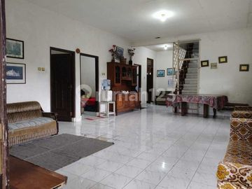 Dijual Villa di Desa Tugu Selatan, Puncak, Kab. Bogor.