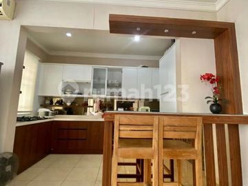 Rumah Cantik Sutera Onyx, Furnish,Design Interior Private pool,Bagus
