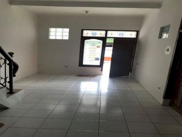 RUMAH STRATEGIS DI CIJERAH 10 KE KOTA BANDUNG DAN CIMAHI