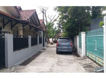 Di jual murah rumah dekat stasiun bekasi timur di Margahayu