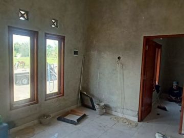Rumah Siap Bangun Gaya Villa Lebar Jalan 6 meter Dekat jl Jogja Solo