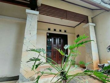 Rumah 1 lantai, bernuansa bali di tamansari puri bali, sawangan, depok