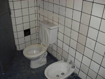Casa PH en venta en Avellaneda Este
