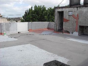 Casa PH en venta en Avellaneda Este