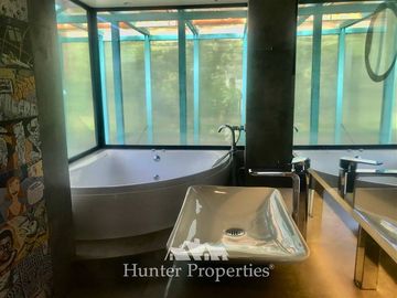 Casa en Venta en por carretera 5 sur tomar camino a unihue y luego camino a barros negros