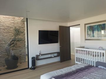 Casa en venta en Lomas de Agelópolis II, Zona Azul!