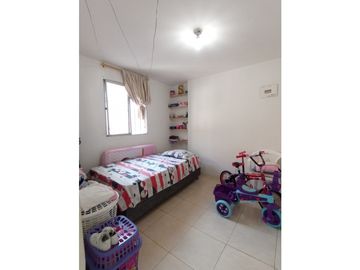 CASA DUPLEX EN ALTOS DE LOS ALMENDROS