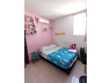 CASA DUPLEX EN ALTOS DE LOS ALMENDROS