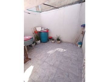 CASA DUPLEX EN ALTOS DE LOS ALMENDROS