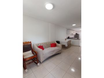 CASA DUPLEX EN ALTOS DE LOS ALMENDROS