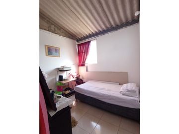 CASA DUPLEX EN ALTOS DE LOS ALMENDROS