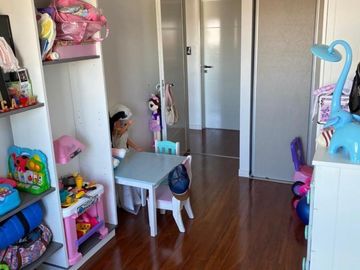 3 AMBIENTES CON 2 COCHERAS CUBIERTAS , CON BALCON ATERRAZADO AL FRENTE 75 M2 MAS BALCON