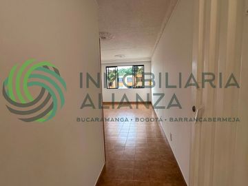 apartamento en arriendo en lagos v etapa. Cod A17458