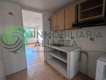 apartamento en arriendo en lagos v etapa. Cod A17458