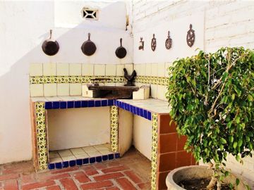 Villa Satélite, Casa En Venta De Gran Terreno, Céntrica, Hermosillo