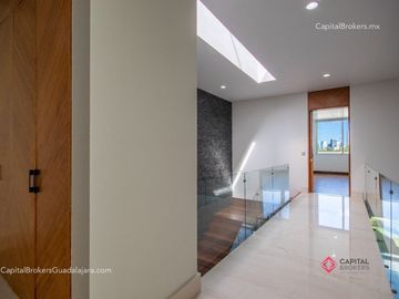 Casa de Lujo en Venta en Coto Colinas de San Javier