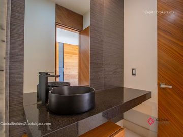 Casa de Lujo en Venta en Coto Colinas de San Javier