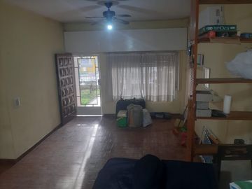 Casa en venta en Ramos Mejia Sur