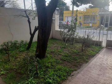 Casa en venta en Ramos Mejia Sur