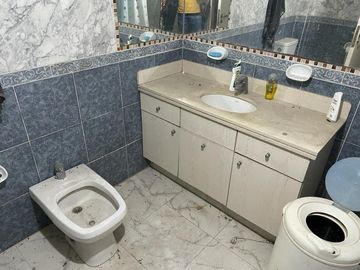 Casa En Venta 3 Amb. Lote 1200 m2 Oportunidad - Mariano Acosta, Merlo