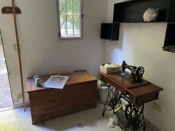 Casa En Venta 3 Amb. Lote 1200 m2 Oportunidad - Mariano Acosta, Merlo