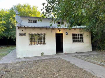 Casa En Venta 3 Amb. Lote 1200 m2 Oportunidad - Mariano Acosta, Merlo