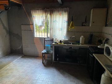 Casa En Venta 3 Amb. Lote 1200 m2 Oportunidad - Mariano Acosta, Merlo