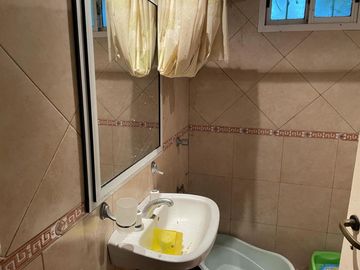 Casa En Venta 3 Amb. Lote 1200 m2 Oportunidad - Mariano Acosta, Merlo