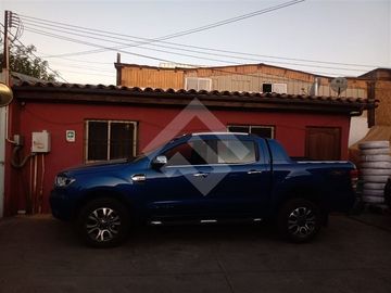 Industrial en Venta en Domingo Santa Maria con Eulogio Altamirano