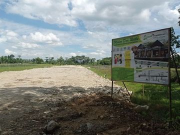 Hunian Cantik Jawa Modern Pesan Bangun Di Prambanan Siap KPR