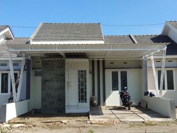 Rumah ready Dengan design modern di pusat kota kediri
