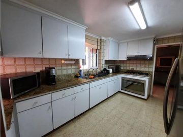 SE VENDE HERMOSA CASA EN LA ALAMEDA AM