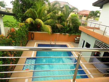 5 Bedrooms with Swimming Pool House and Lot for Sale in A.C