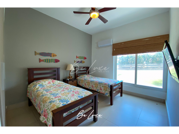 VENDO APARTAMENTO EN PUNTA BARCO VILLAGE (14)