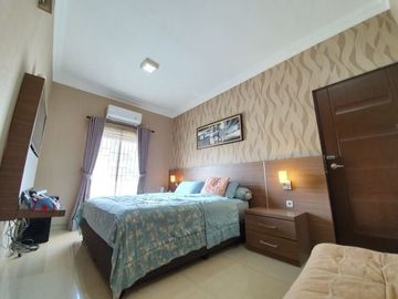 TOWN HOUSE EXCLUSIF MURAH DI CINERE DEPOK